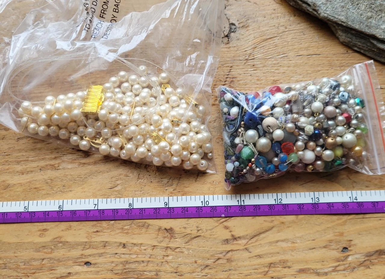 2 Lots - 240 gr - of various stone beads and others for creation .. – photo 10